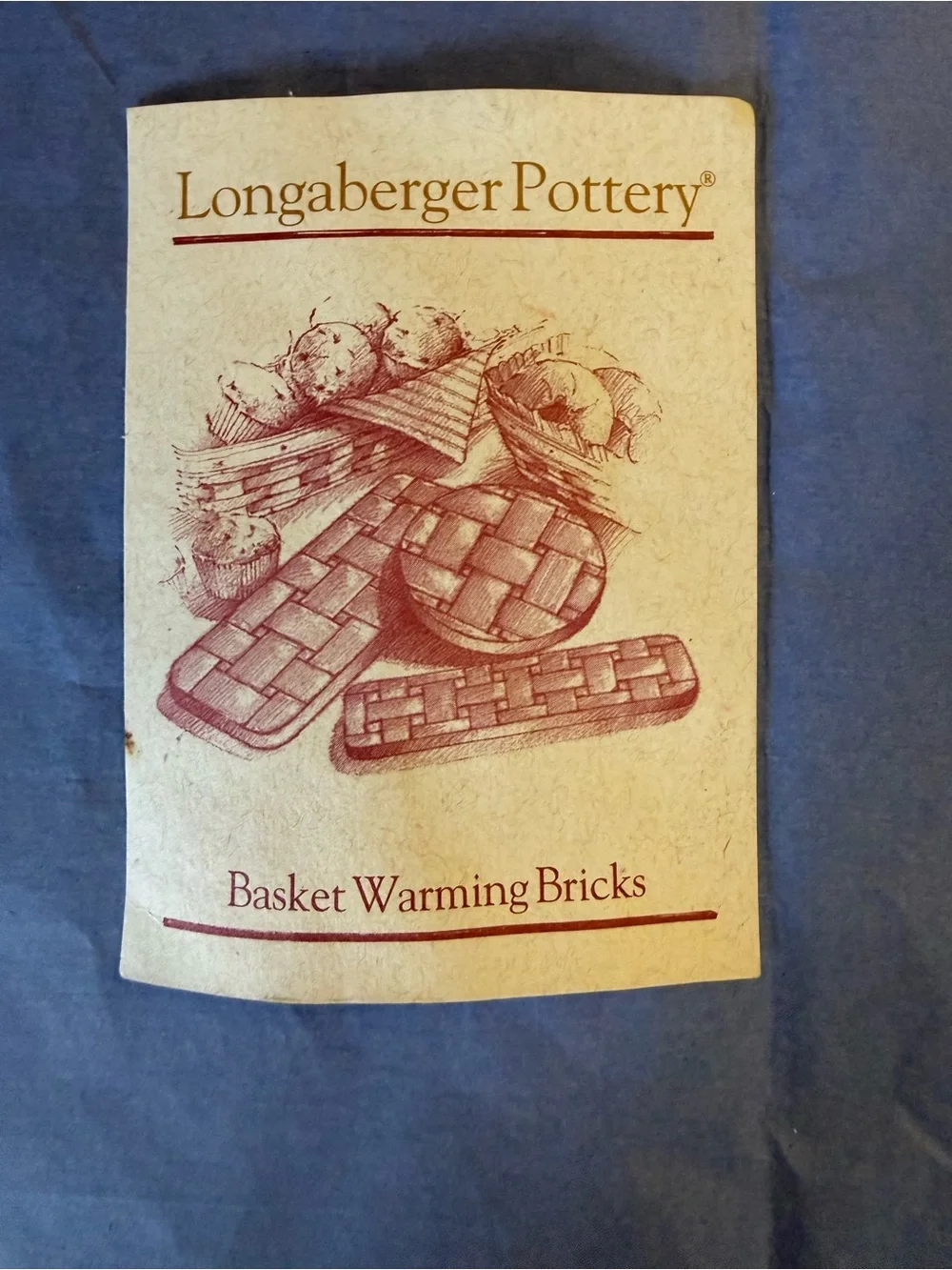 Longaberger Terracotta Bread Basket Warming Stone with Christmas Cover